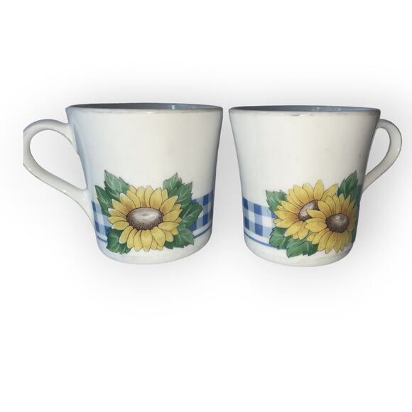 Vintage Corning Yellow Sunflower with Blue Plaid Made in the USA Coffee Cups - Picture 1 of 2